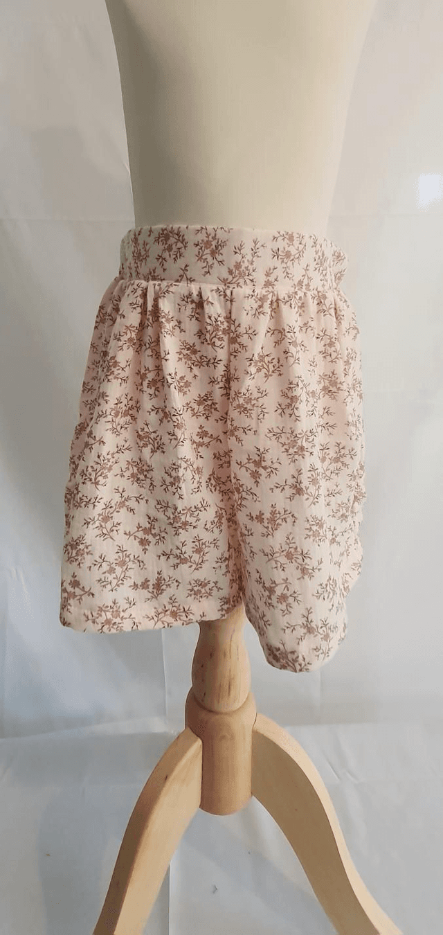 Short fille 7-8 ans
